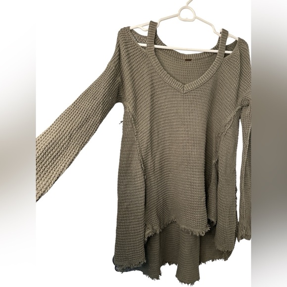 Free People Olive Green Moonshine Sweater Waffle Knit Cold Shoulder - Picture 2 of 9